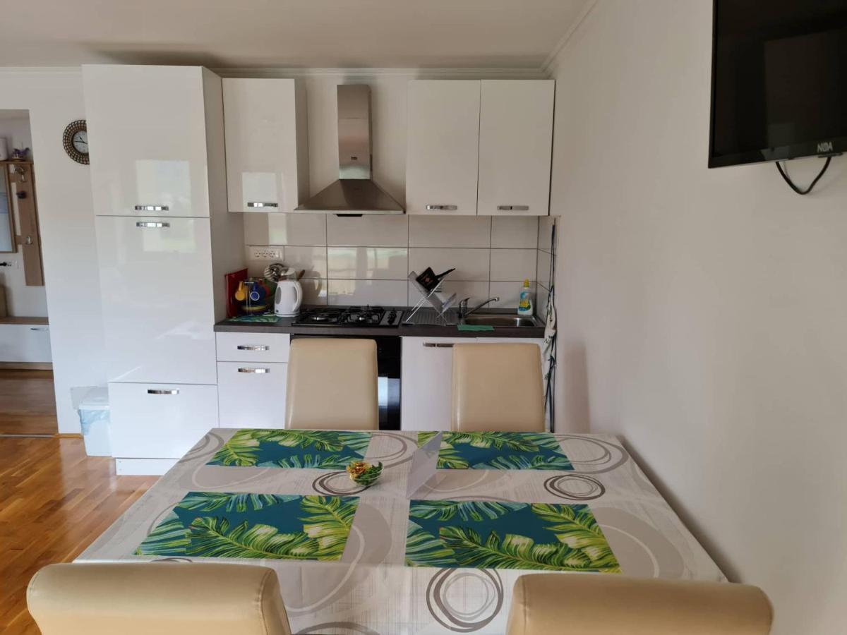Apartman Belamar Duga Resa Exterior photo
